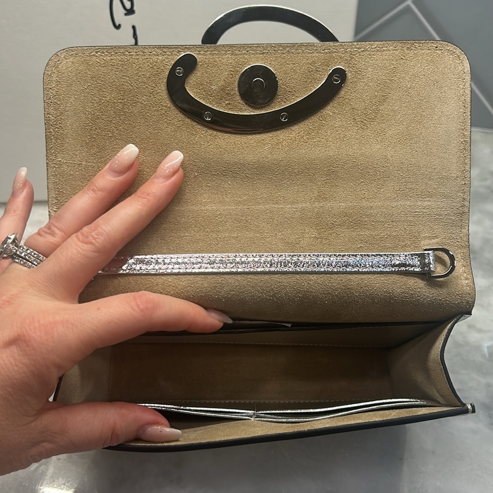 NWOT Oscar De La Renta Bag Silver Gold Yellow Green - Picture 4 of 6